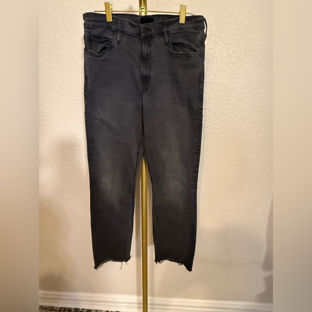 Mother Denim the Mid Rise Dazzler Ankle Step Fray Black Straight-Leg Jeans - Picture 2 of 8